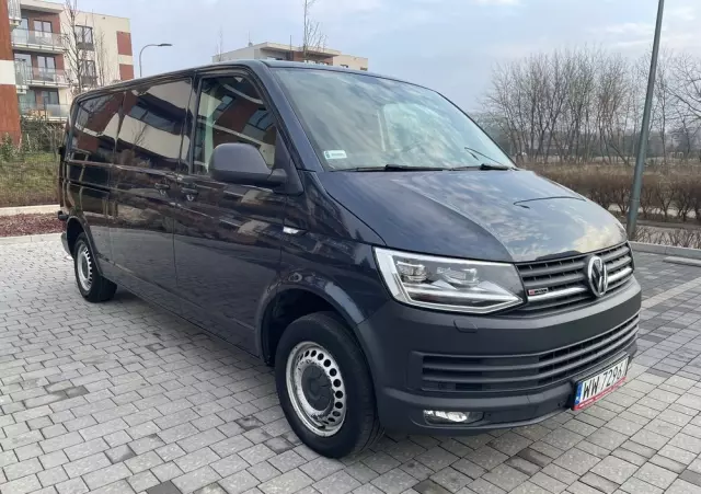 VOLKSWAGEN Transporter T6 