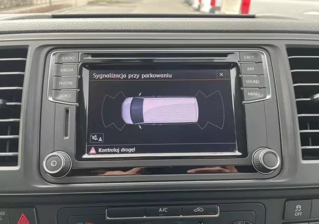 VOLKSWAGEN Transporter T6 