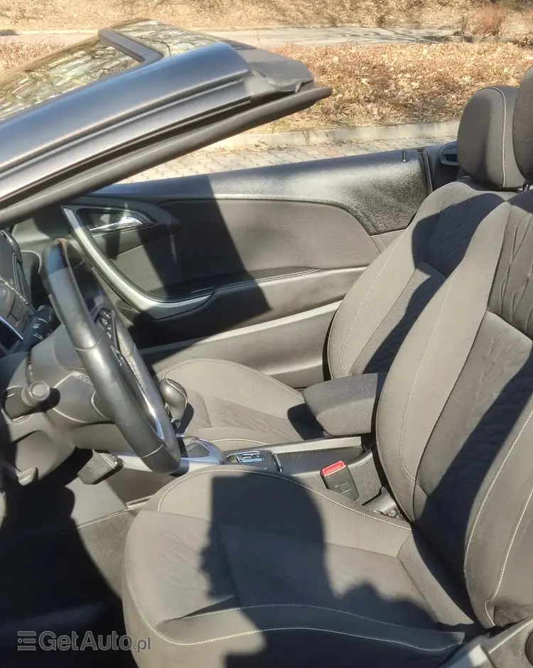 OPEL Cascada 