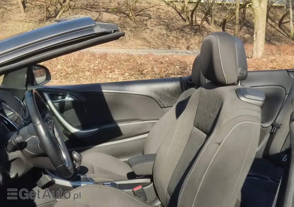 OPEL Cascada 