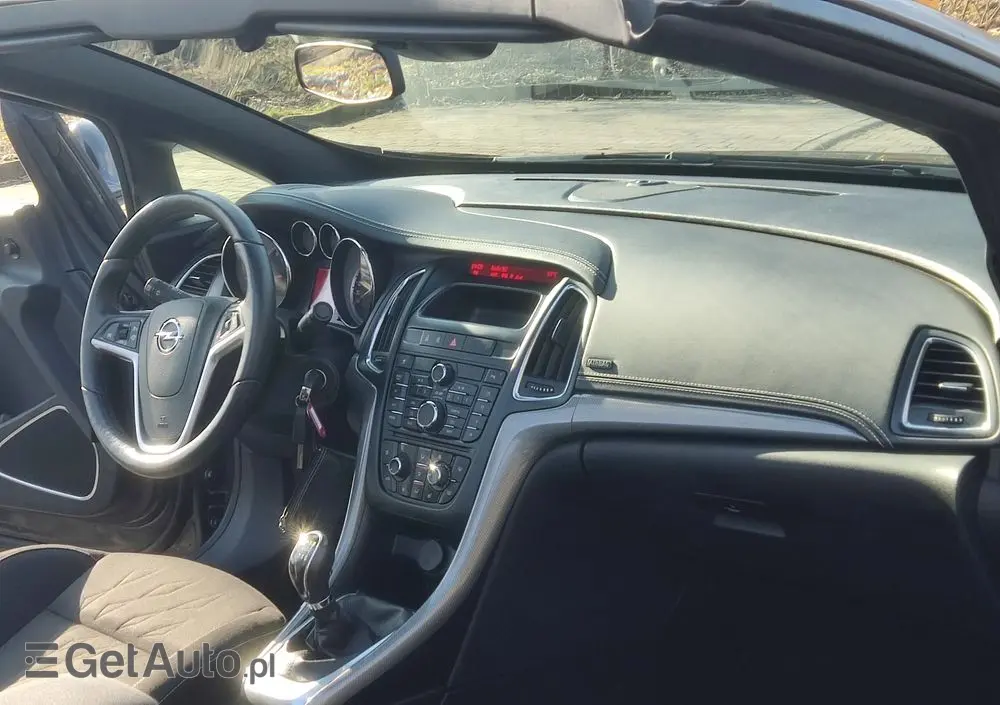 OPEL Cascada 