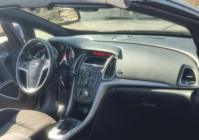 OPEL Cascada 