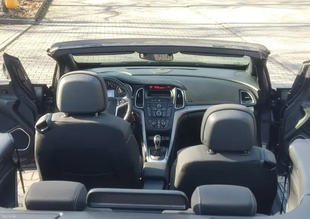 OPEL Cascada 