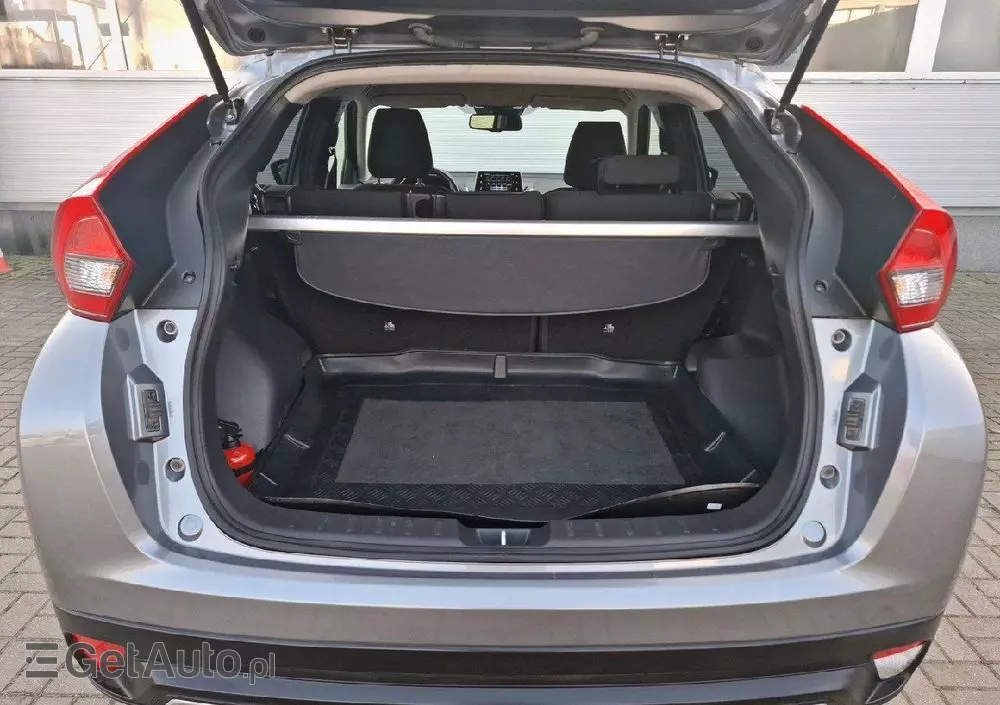 MITSUBISHI Eclipse Cross 1.5 T GPF Invite Plus