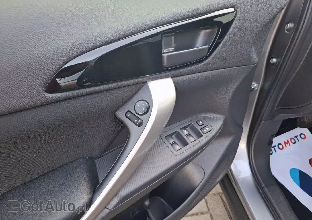 MITSUBISHI Eclipse Cross 1.5 T GPF Invite Plus