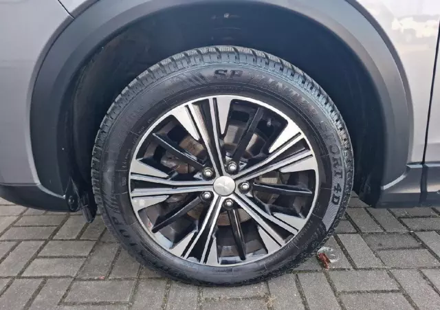 MITSUBISHI Eclipse Cross 1.5 T GPF Invite Plus