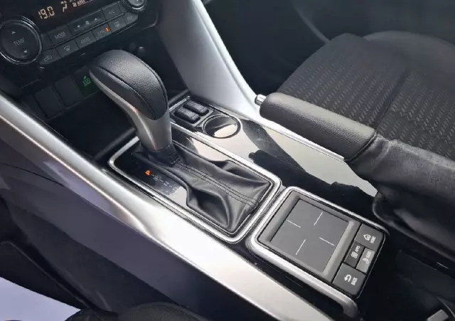 MITSUBISHI Eclipse Cross 1.5 T GPF Invite Plus