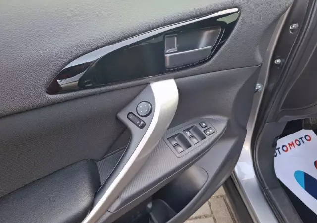 MITSUBISHI Eclipse Cross 1.5 T GPF Invite Plus