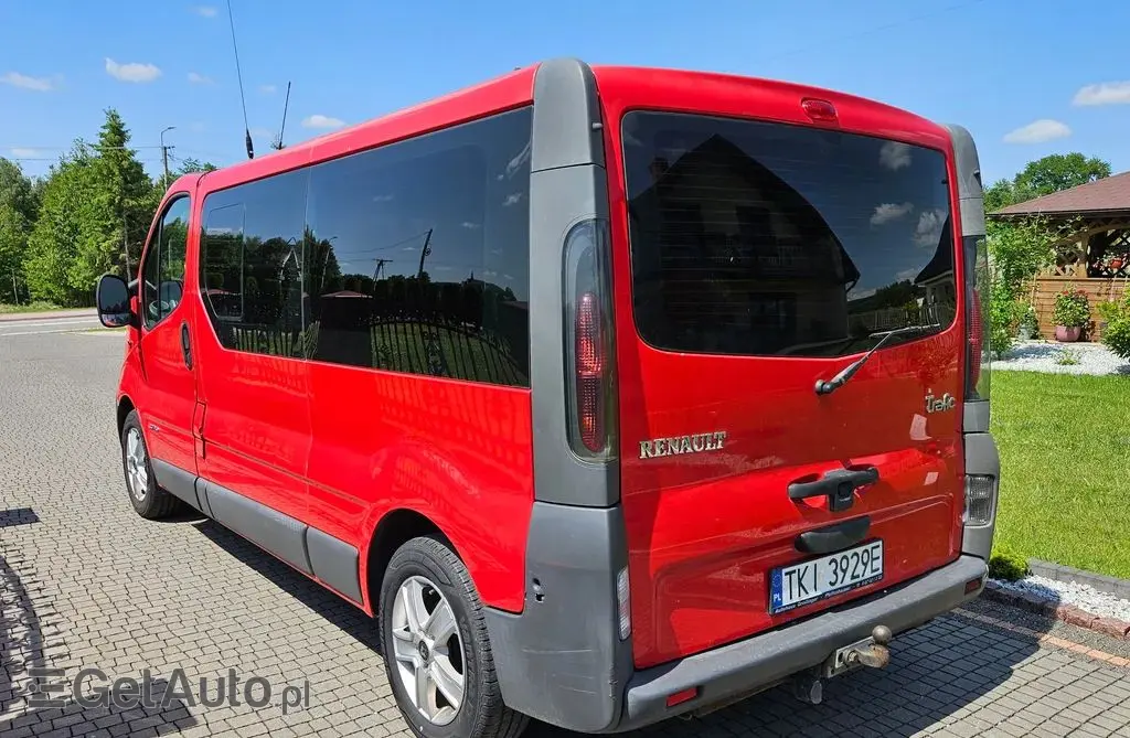 RENAULT Trafic 
