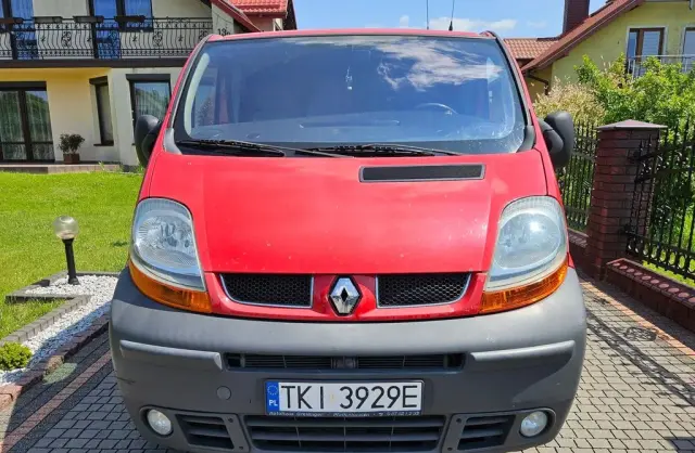 RENAULT Trafic 
