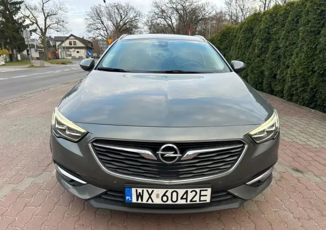 OPEL Insignia 2.0 Direct Inj Trb 4x4 Exclusive