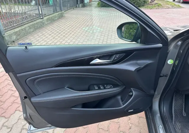 OPEL Insignia 2.0 Direct Inj Trb 4x4 Exclusive