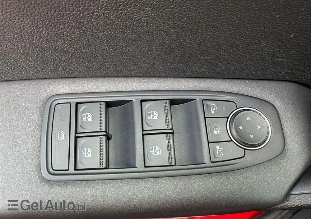 RENAULT Captur 1.0 TCe Equilibre