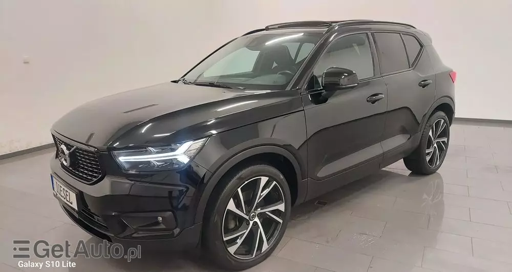 VOLVO XC 40 D4 AWD Geartronic R-Design