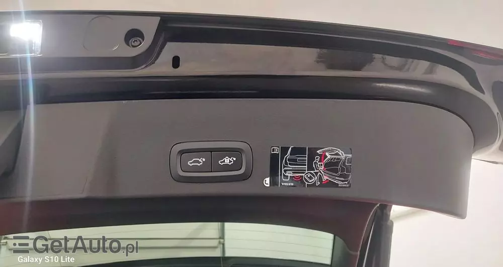 VOLVO XC 40 D4 AWD Geartronic R-Design