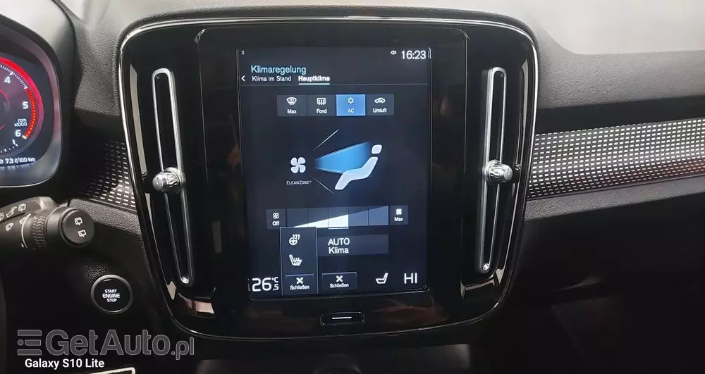 VOLVO XC 40 D4 AWD Geartronic R-Design