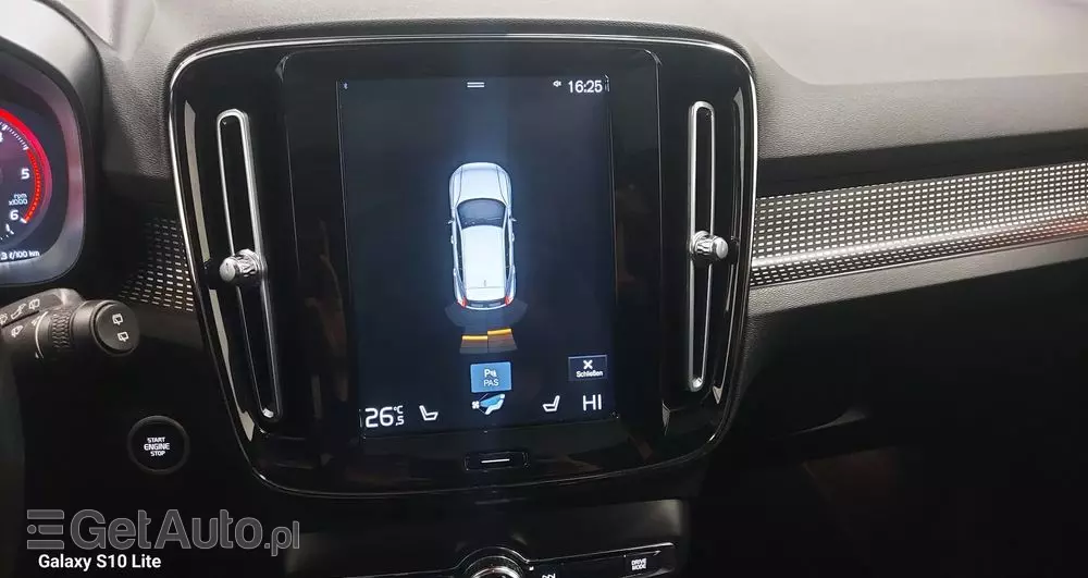 VOLVO XC 40 D4 AWD Geartronic R-Design