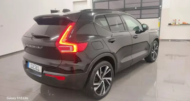 VOLVO XC 40 D4 AWD Geartronic R-Design