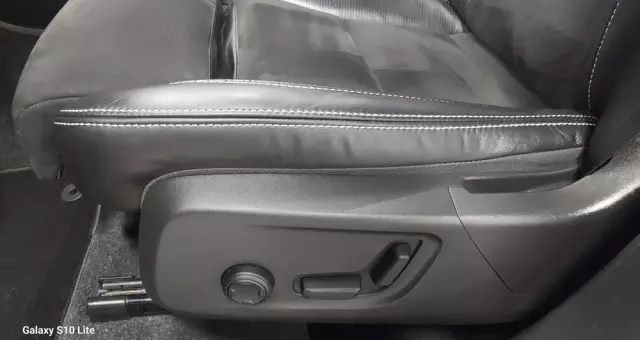 VOLVO XC 40 D4 AWD Geartronic R-Design