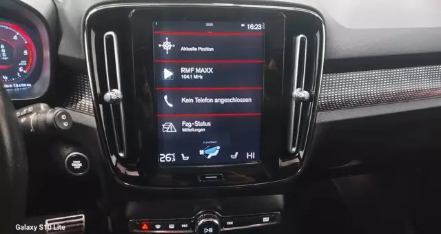 VOLVO XC 40 D4 AWD Geartronic R-Design