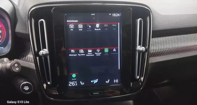 VOLVO XC 40 D4 AWD Geartronic R-Design