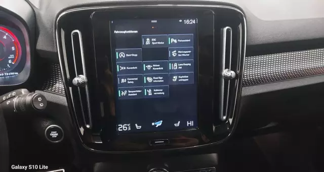 VOLVO XC 40 D4 AWD Geartronic R-Design