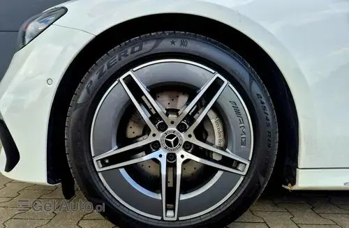 MERCEDES-BENZ Klasa E 