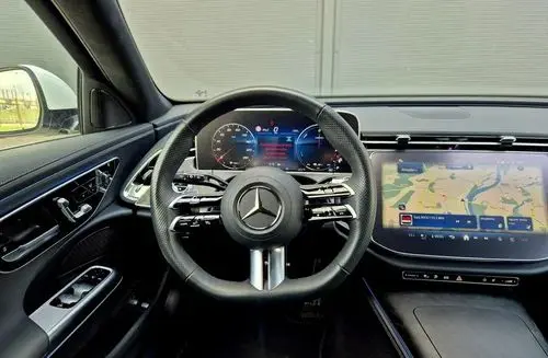 MERCEDES-BENZ Klasa E 