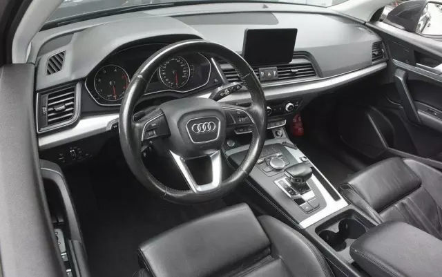 AUDI Q5 2.0 TDI quattro S tronic sport