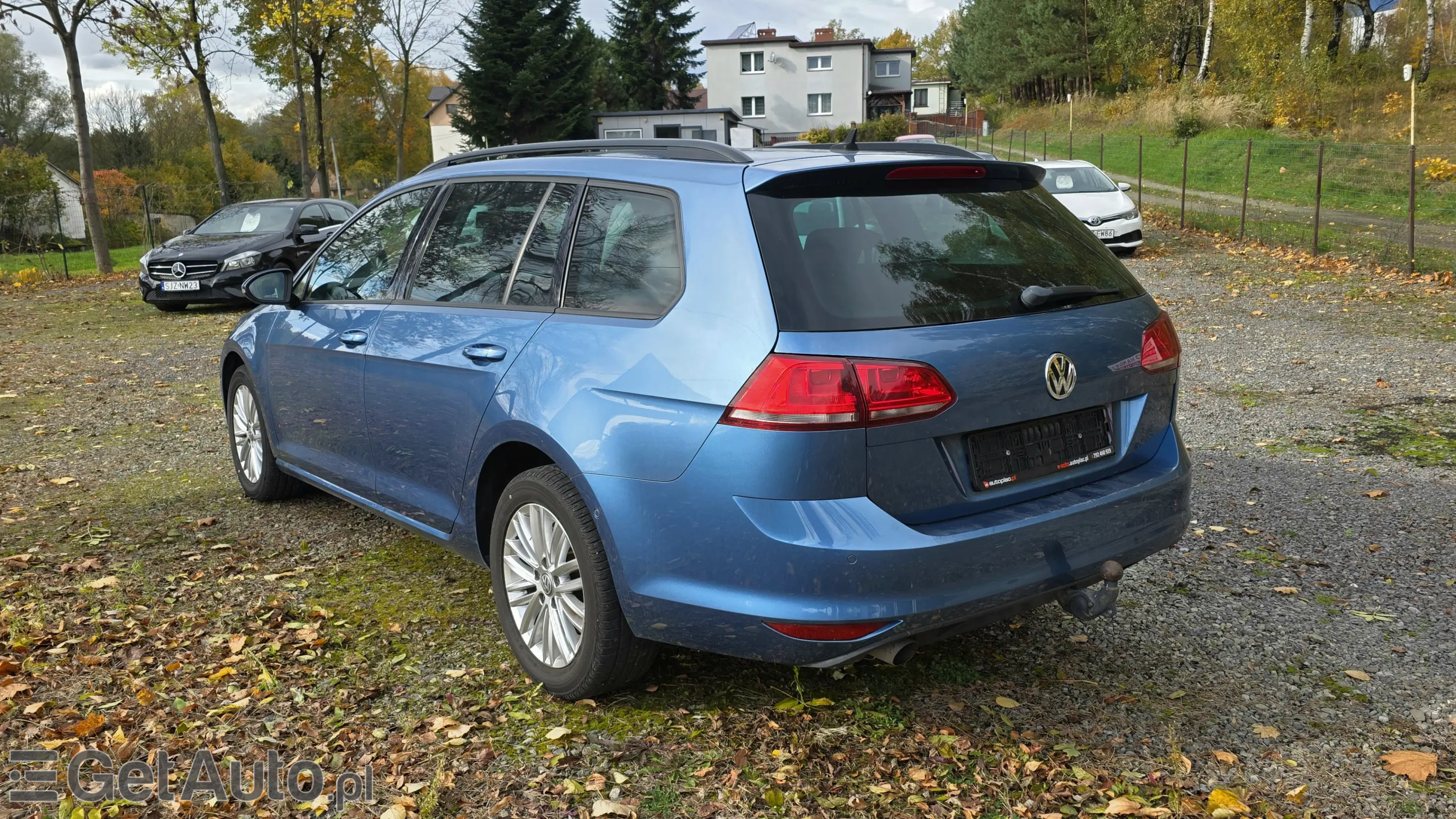 VOLKSWAGEN Golf 