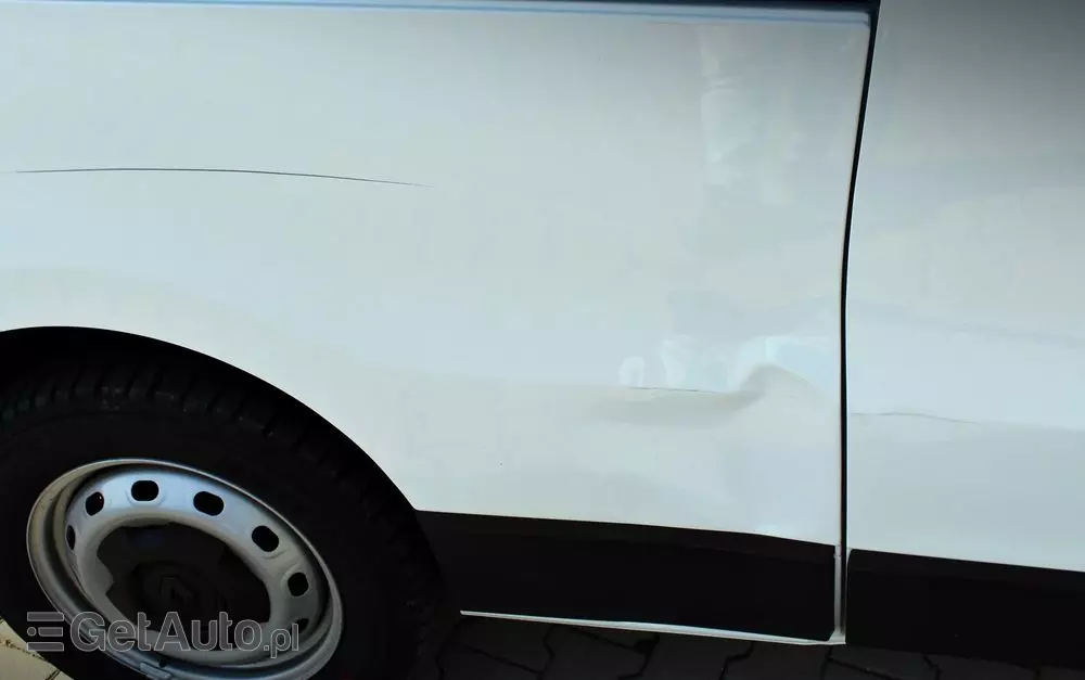 RENAULT Trafic L2H1 furgon 