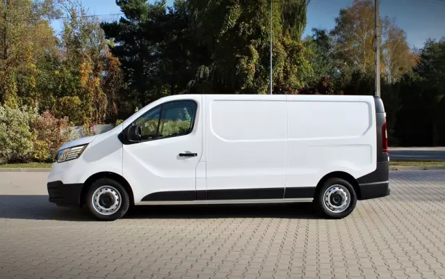 RENAULT Trafic L2H1 furgon 