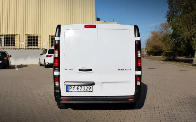 RENAULT Trafic L2H1 furgon 