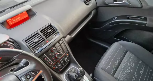 OPEL Meriva 1.4 Style