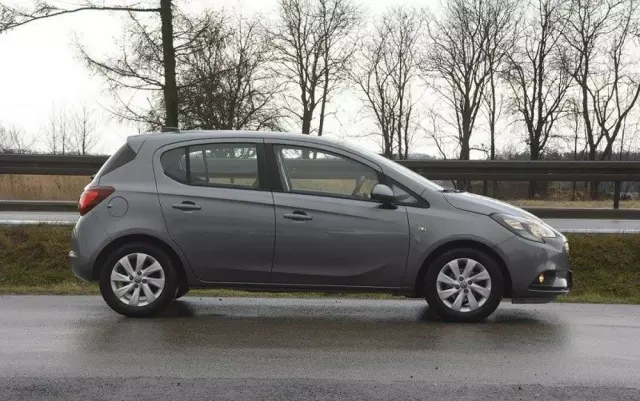 OPEL Corsa 1.2 Enjoy