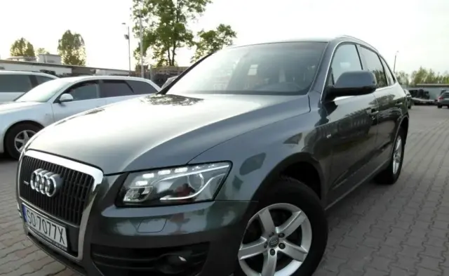 AUDI Q5 