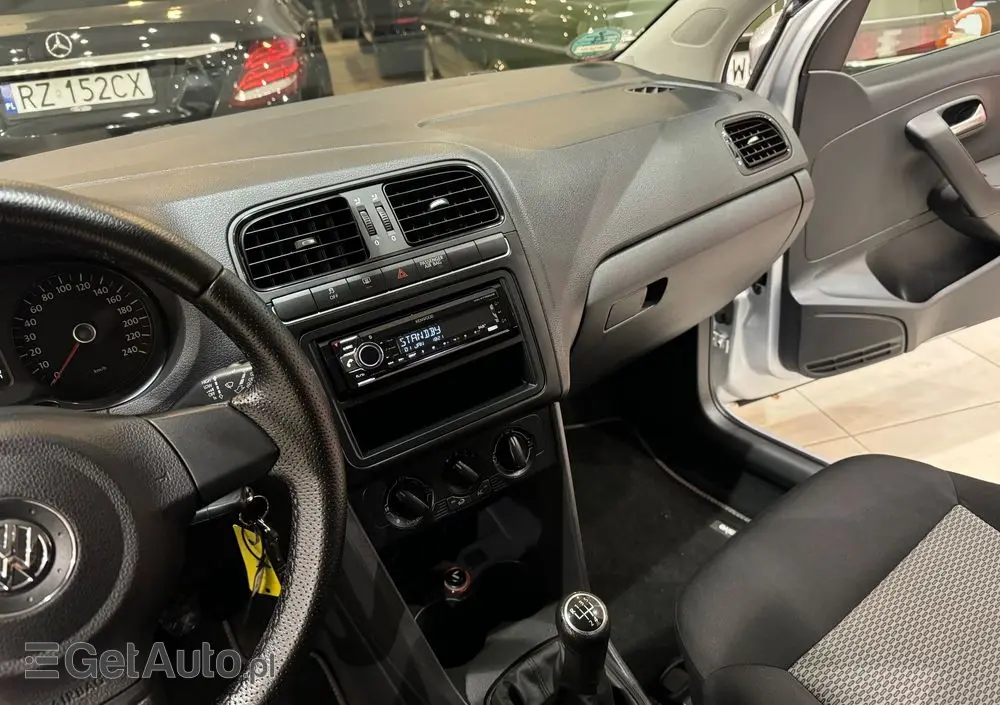 VOLKSWAGEN Polo 1.6 TDI DPF Trendline