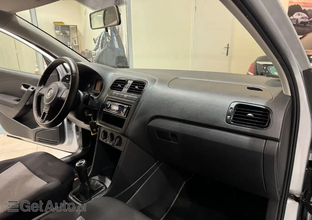 VOLKSWAGEN Polo 1.6 TDI DPF Trendline