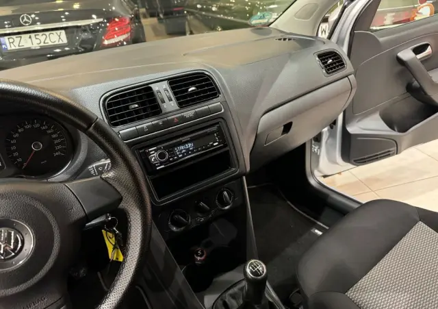 VOLKSWAGEN Polo 1.6 TDI DPF Trendline