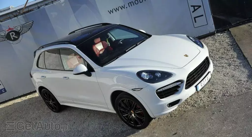 PORSCHE Cayenne 