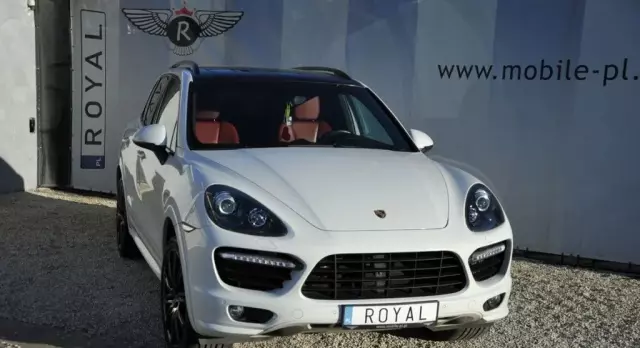 PORSCHE Cayenne 