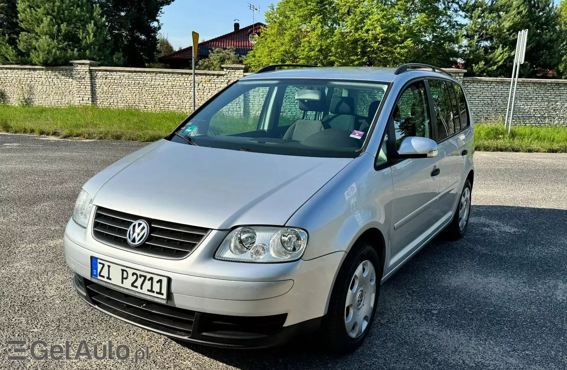 VOLKSWAGEN Touran 