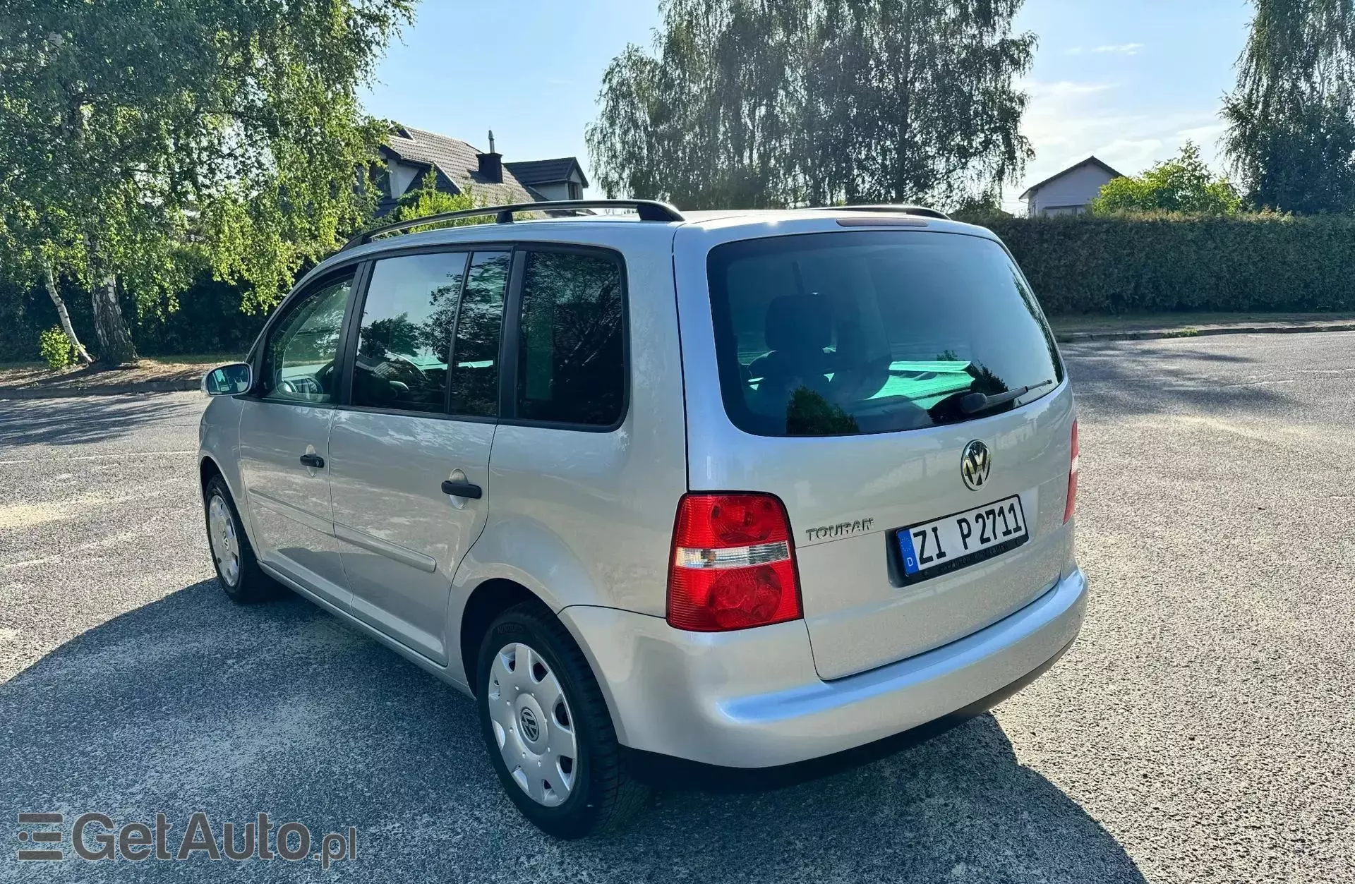 VOLKSWAGEN Touran 