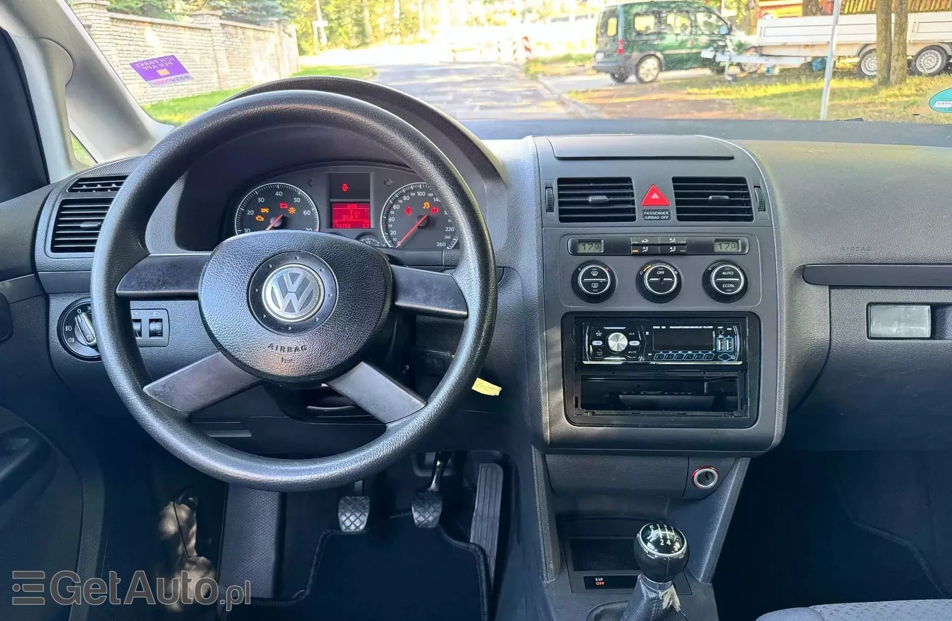 VOLKSWAGEN Touran 