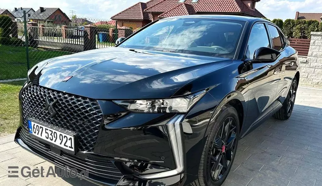 DS 4 