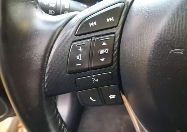 MAZDA CX-3 SKYACTIV-D 105 FWD Exclusive-Line