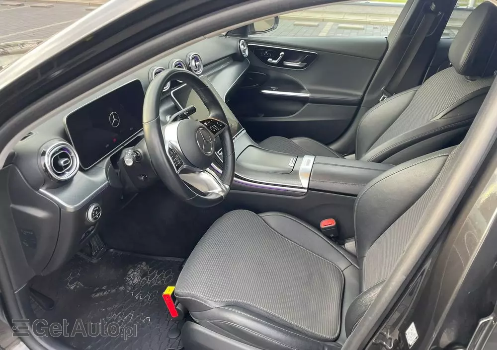 MERCEDES-BENZ Klasa C 220 d Avantgarde