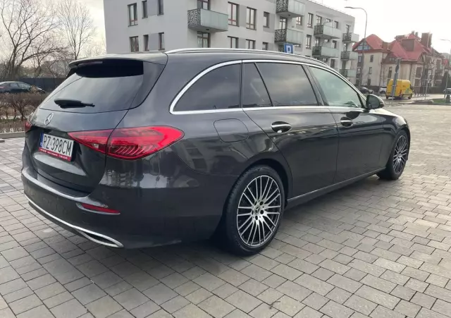 MERCEDES-BENZ Klasa C 220 d Avantgarde