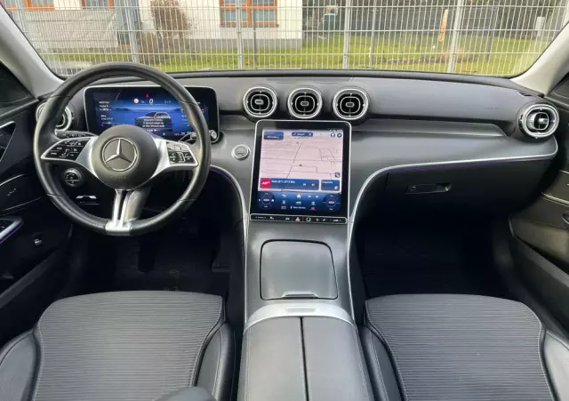 MERCEDES-BENZ Klasa C 220 d Avantgarde