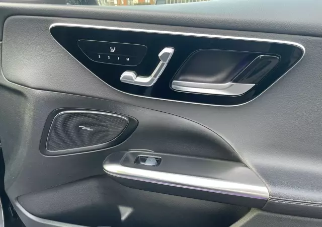 MERCEDES-BENZ Klasa C 220 d Avantgarde